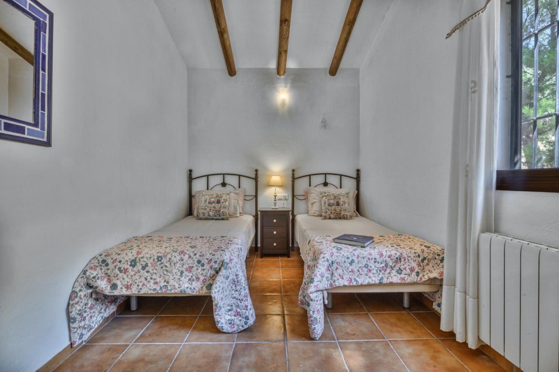 Casa Lobera Casas Rurales Canillas de Aceituno Exterior photo